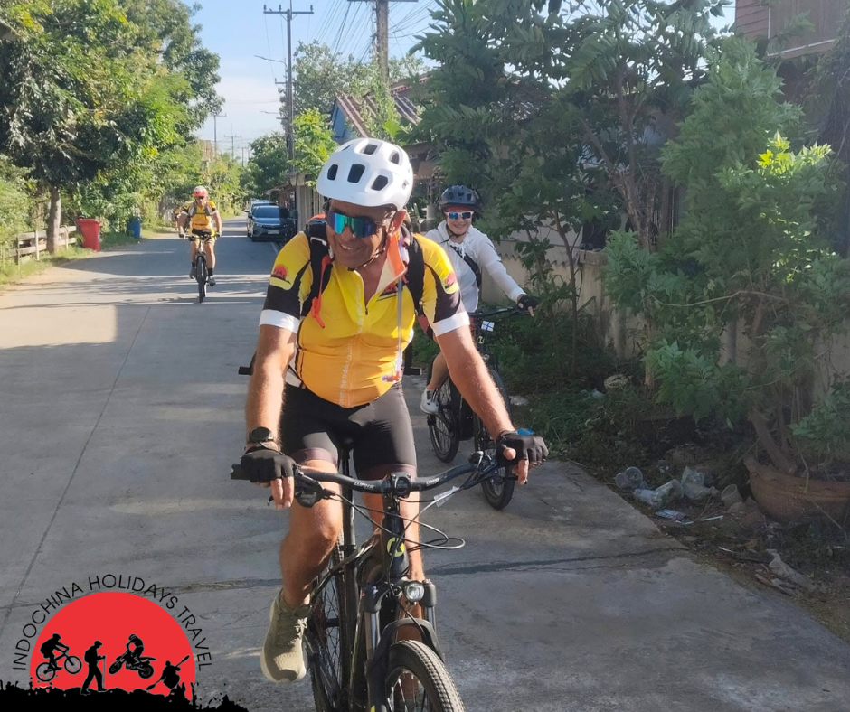 1 Day Bangkok Cycling To Historic Ayutthaya by Bike